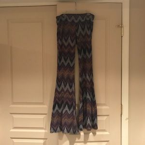 Veronica M flare pants